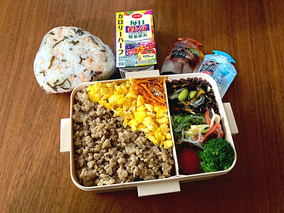 Snapdishの料理写真:8月28日お弁当＆朝練おにぎり|Meimamaさん