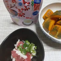 Snapdishの料理写真:まぐろの山芋和え|未空葉さん