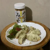 Snapdishの料理写真:つぶみそ餃子|そらもこさん