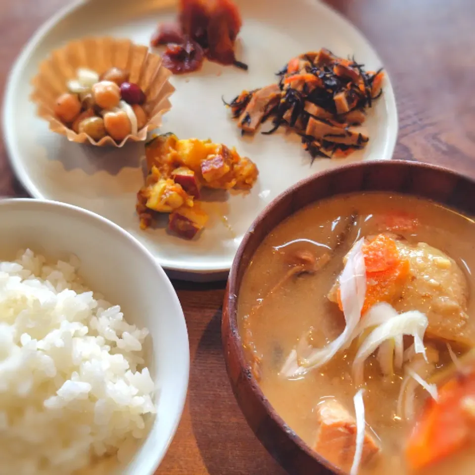 雲ノ平小屋の晩ご飯〜v(^o^)|たかたかさん