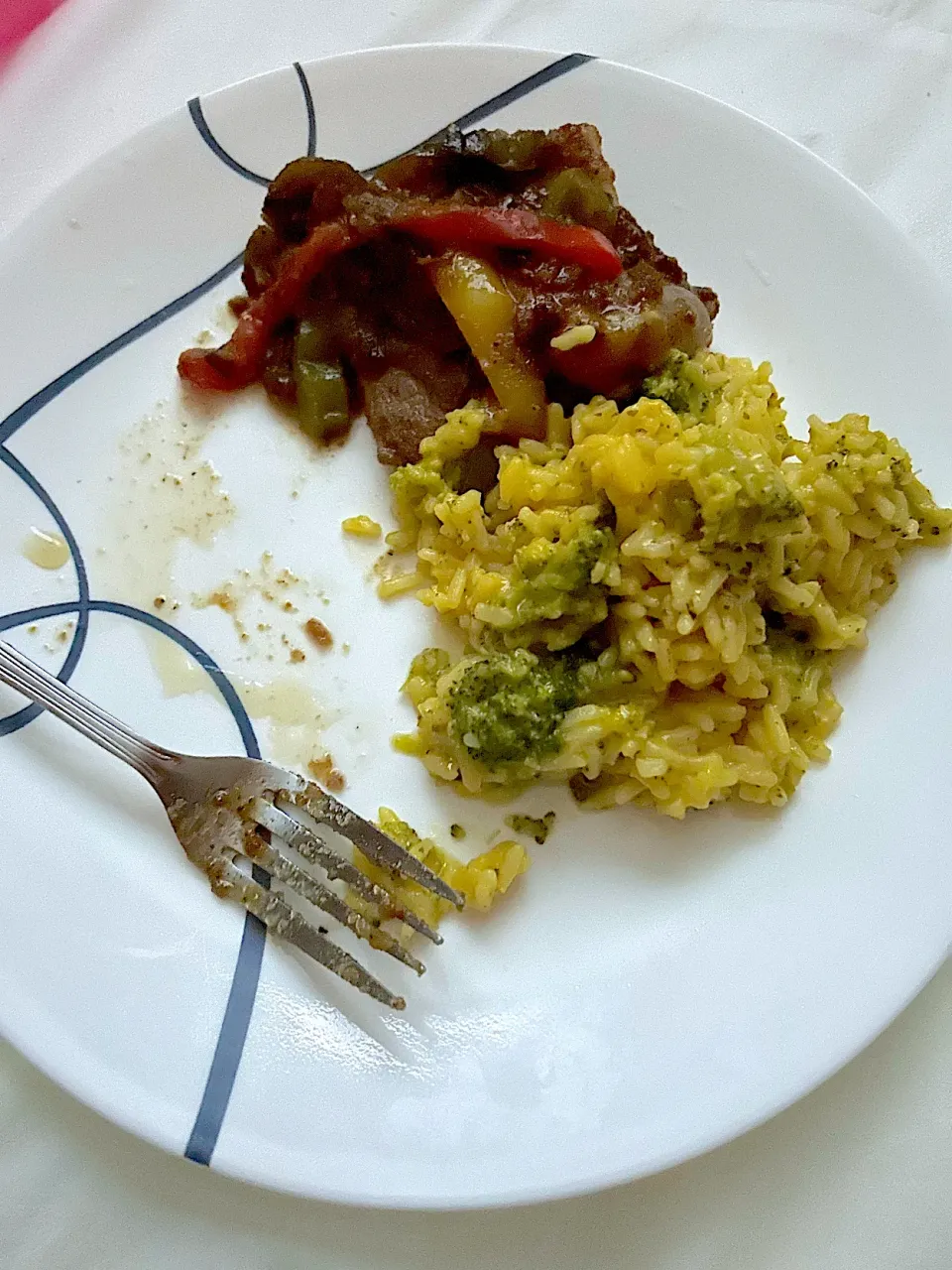 Teriyaki steak with broccoli and rice with cheddar cheese|Kareem Boogieさん