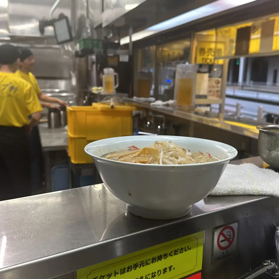 Snapdishの料理写真:ラーメン|Hajime Sakaiさん