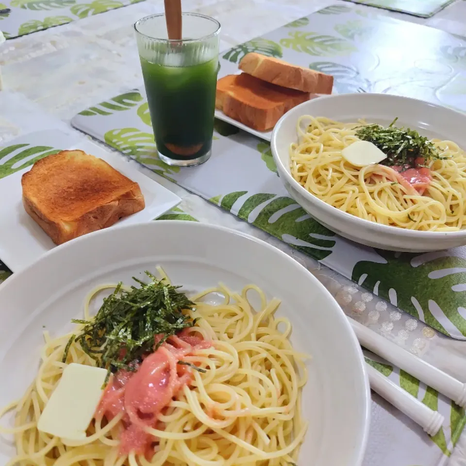 Snapdishの料理写真:タラコパスタLunchです🍀|rikako♪。.:＊さん