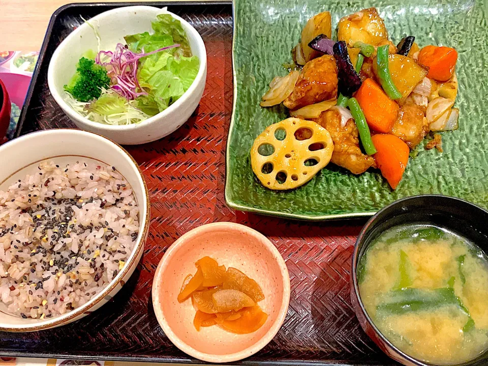 大戸屋の鶏甘酢あんかけ定食|小林順子Ayumu1988さん