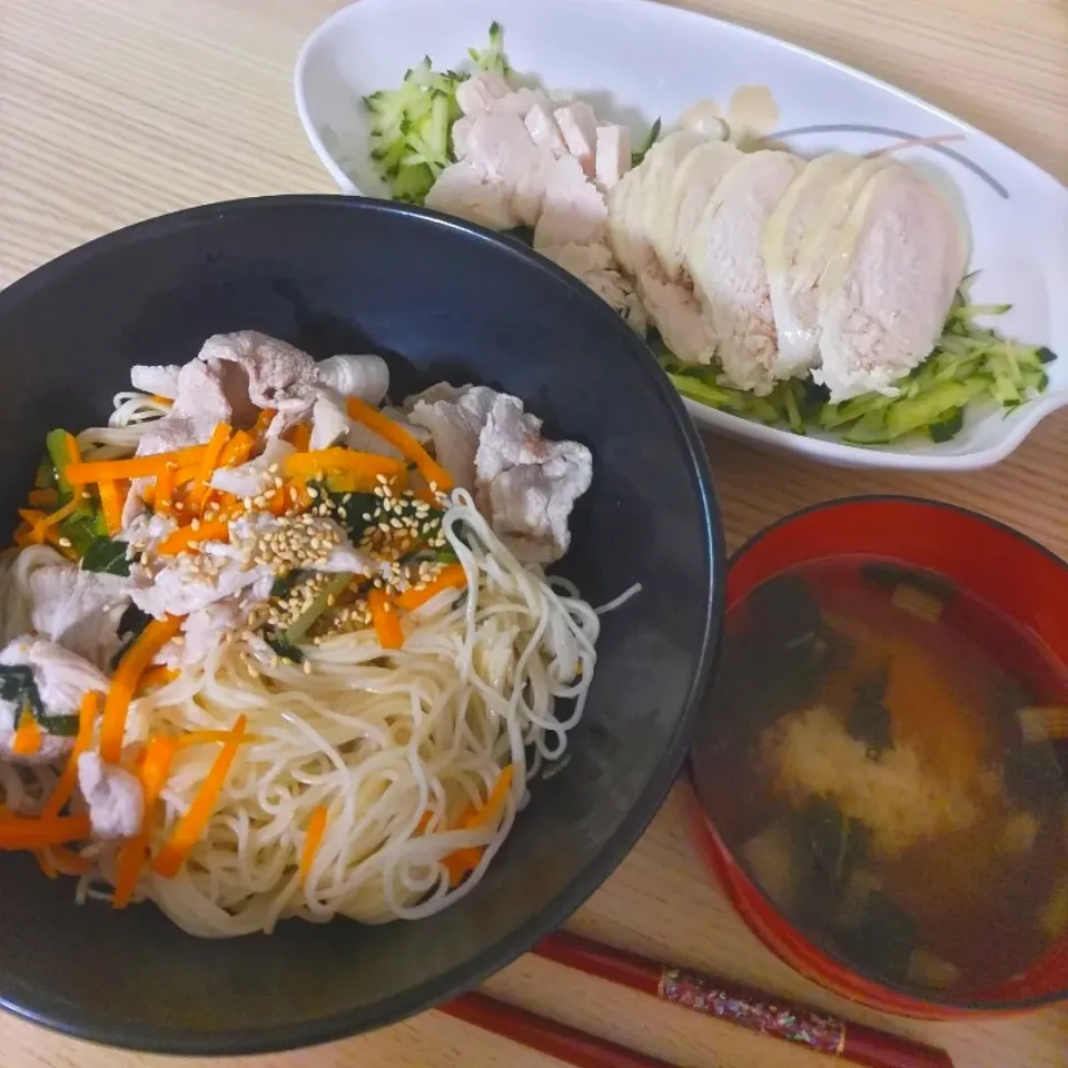 冷やしゃぶそうめん
鶏ハムときゅうり|ちゃいさん