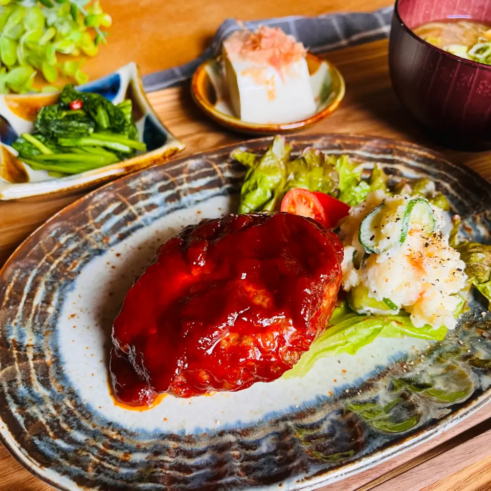 ハンバーグランチ。|さとみこさん