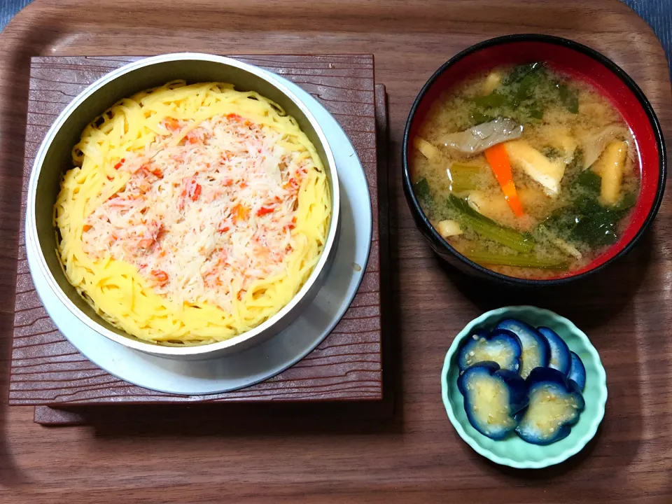 今日の朝ごはん（かに釜めしに野菜と油揚げのみそ汁、なす漬）|Mars＠釜飯作り研究中さん