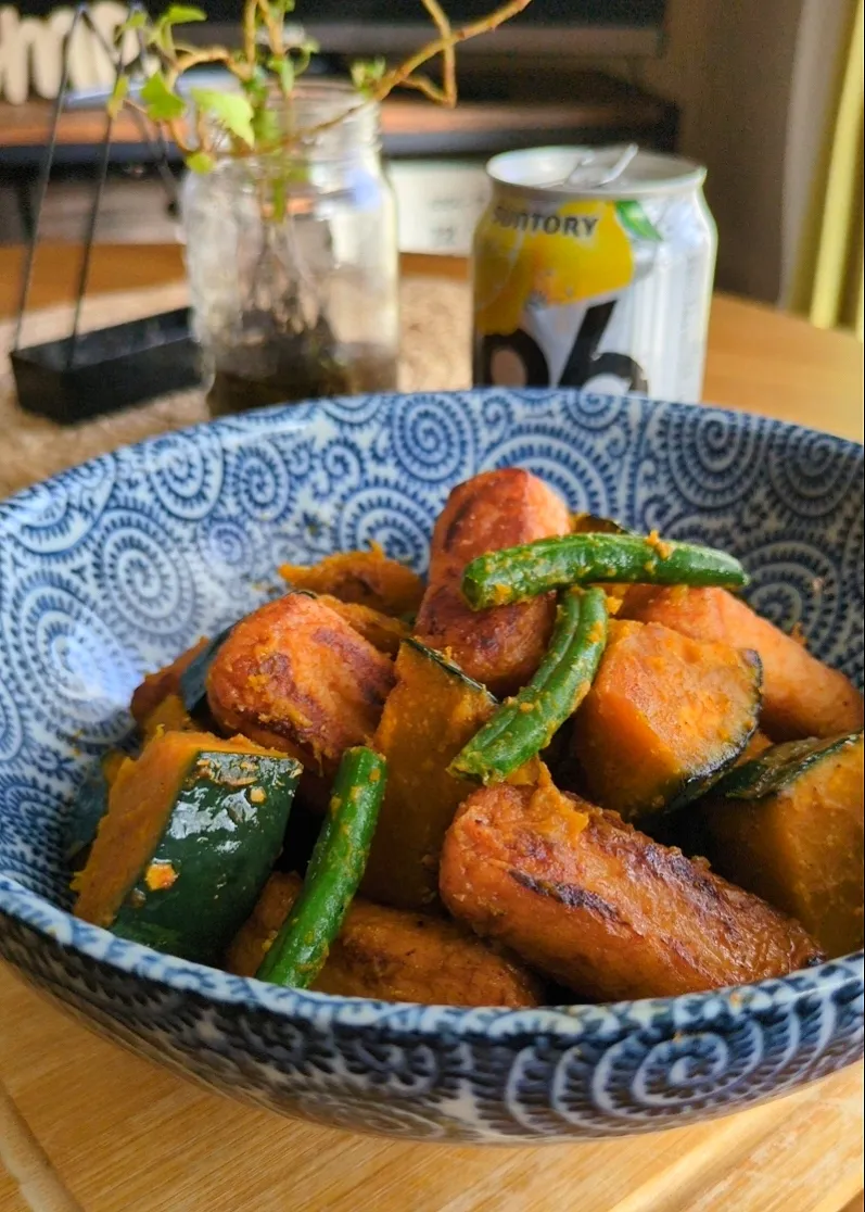 かぼちゃとさつま揚げの味噌ﾊﾞﾀｰ炒め煮|まりおさん