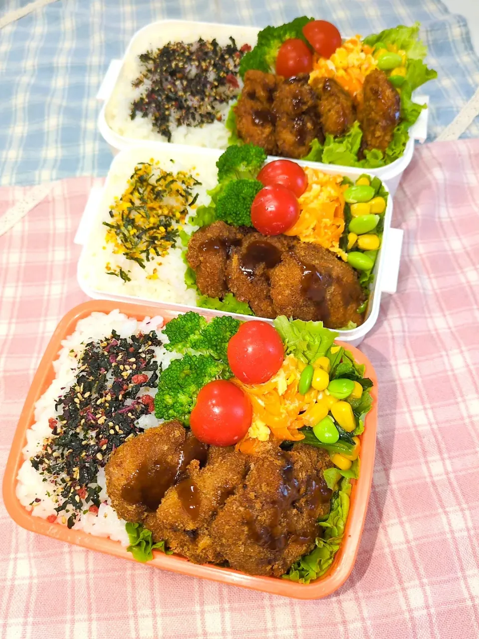 ヒレカツ弁当🍱♥|みちゅあしさん