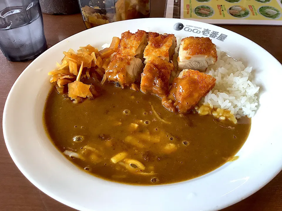 CoCo壱番屋さんのパリパリチキンカレー🍛😋|アライさんさん