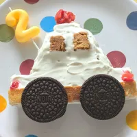 Snapdishの料理写真:お誕生日ケーキ　パトカー|Lisaさん