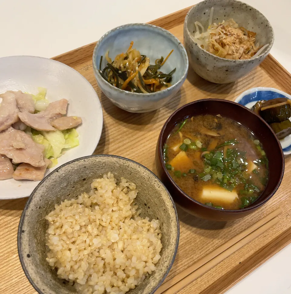 Snapdishの料理写真:ホルモン炒め定食|pontalさん