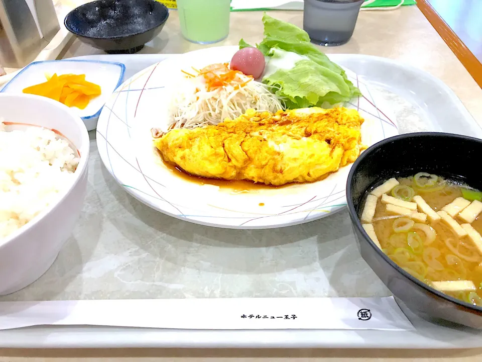 健診後のオムレツご飯🍚|BOOさん