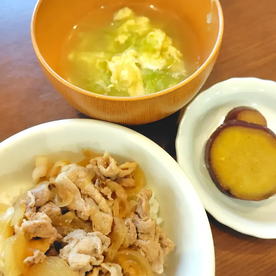 豚丼　さつまいもはちみつ煮　卵キャベツスープ|🍏りんご🍎さん