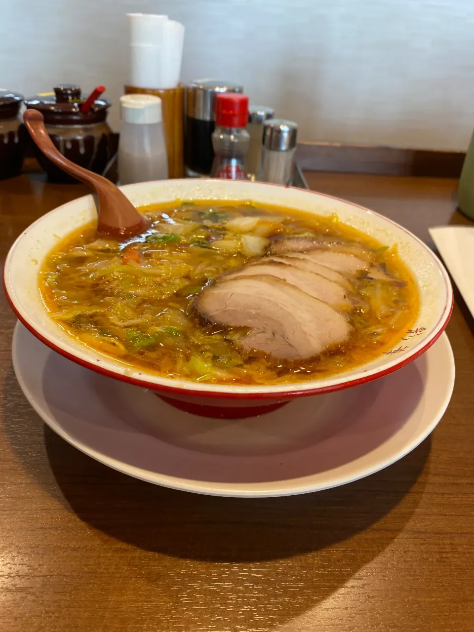 奈良県天理市岩室町　彩華本店のラーメン叉焼トッピング|タカちゃんさん