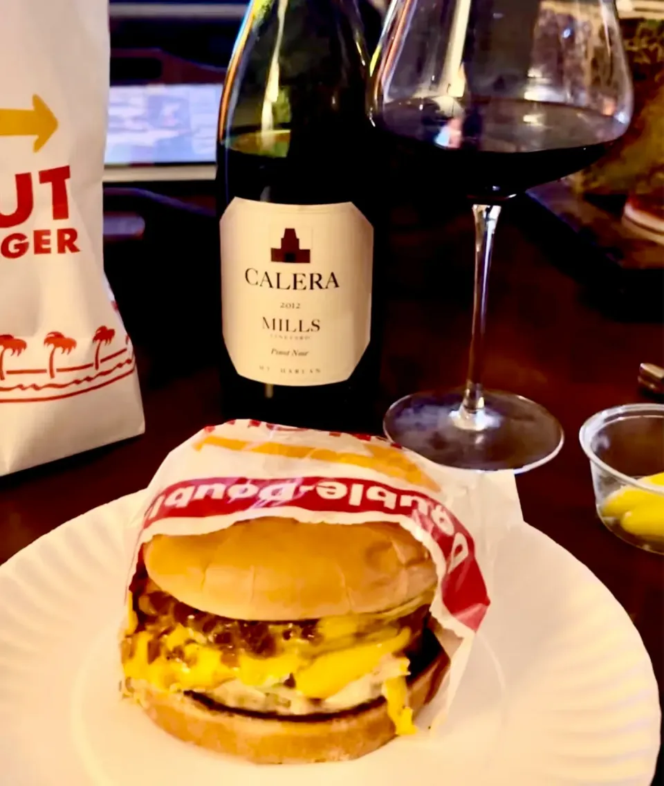 Burger & Pinot Noir|gonbenさん