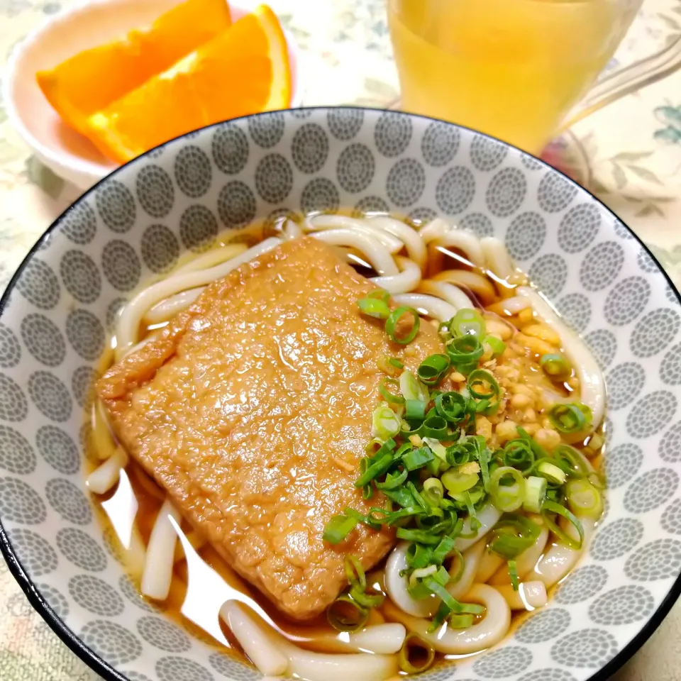 定番のおいしさ！ 冷やしきつねうどん|うたかた。さん