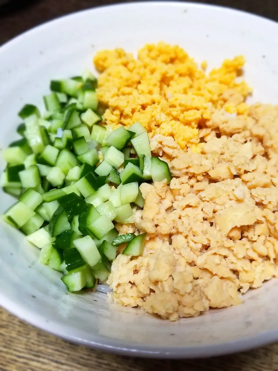 豆腐そぼろの三色丼|ぱんだのままんさん