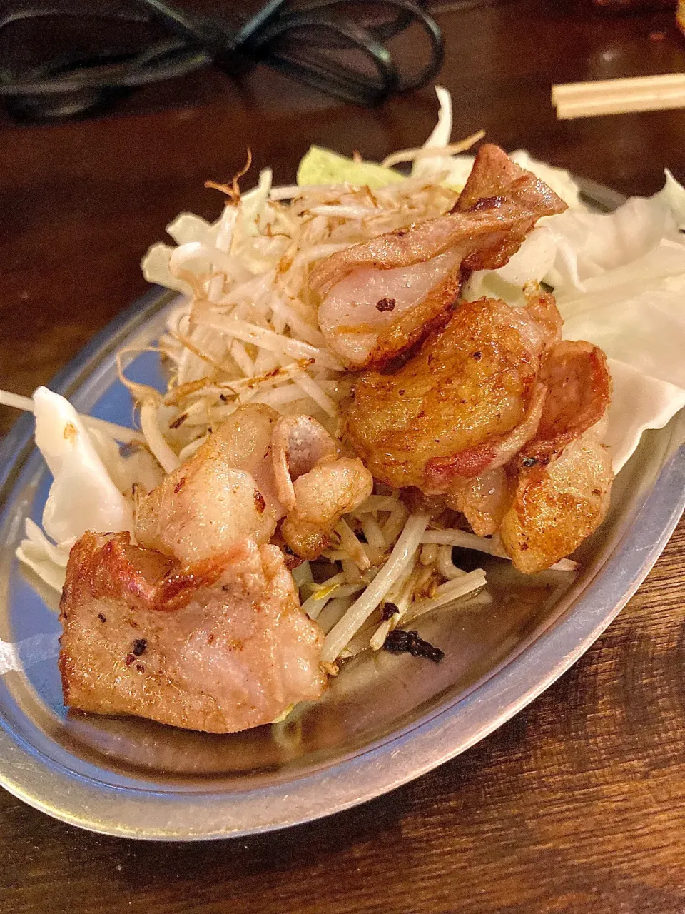 Snapdishの料理写真:名物 鉄板焼きホルモン|Kojiさん