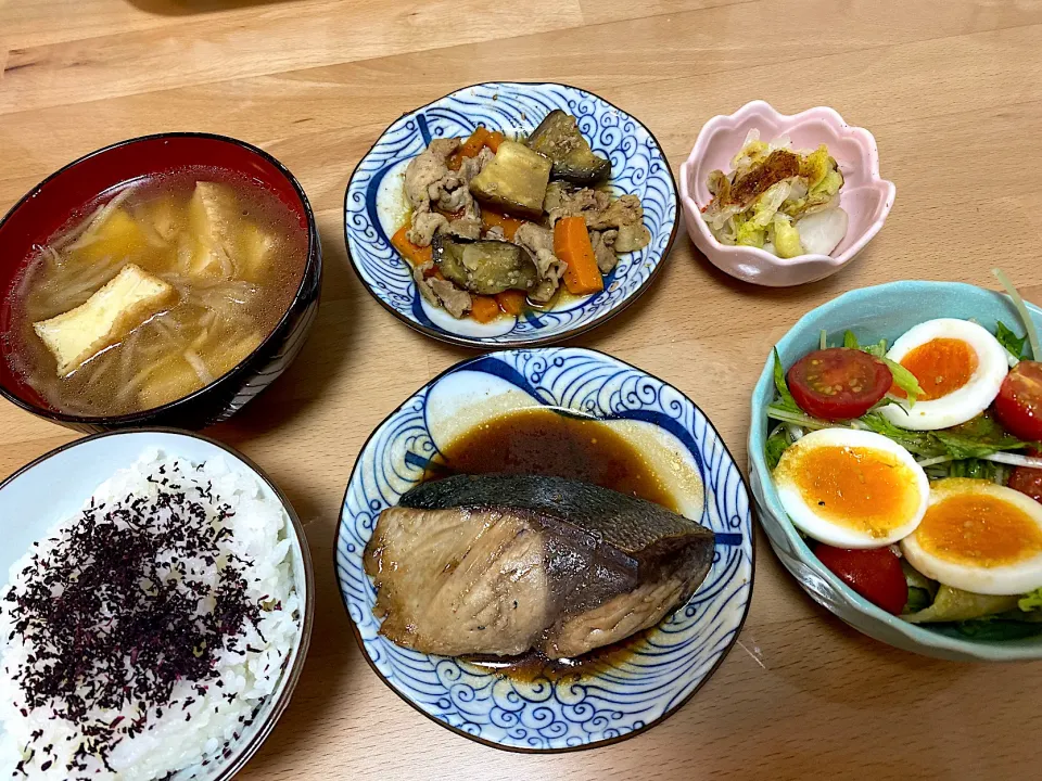 Snapdishの料理写真:ぶりの照り焼き定食🍚🐟|かおちゃんさん