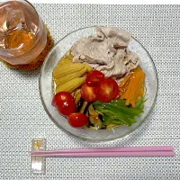 Snapdishの料理写真:夏野菜冷しゃぶそうめん|あまぽんずさん