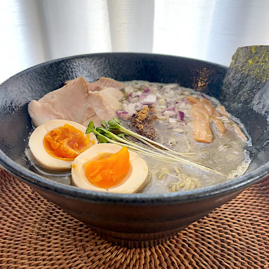 Snapdishの料理写真:煮干しラーメン（調整版）|pontalさん