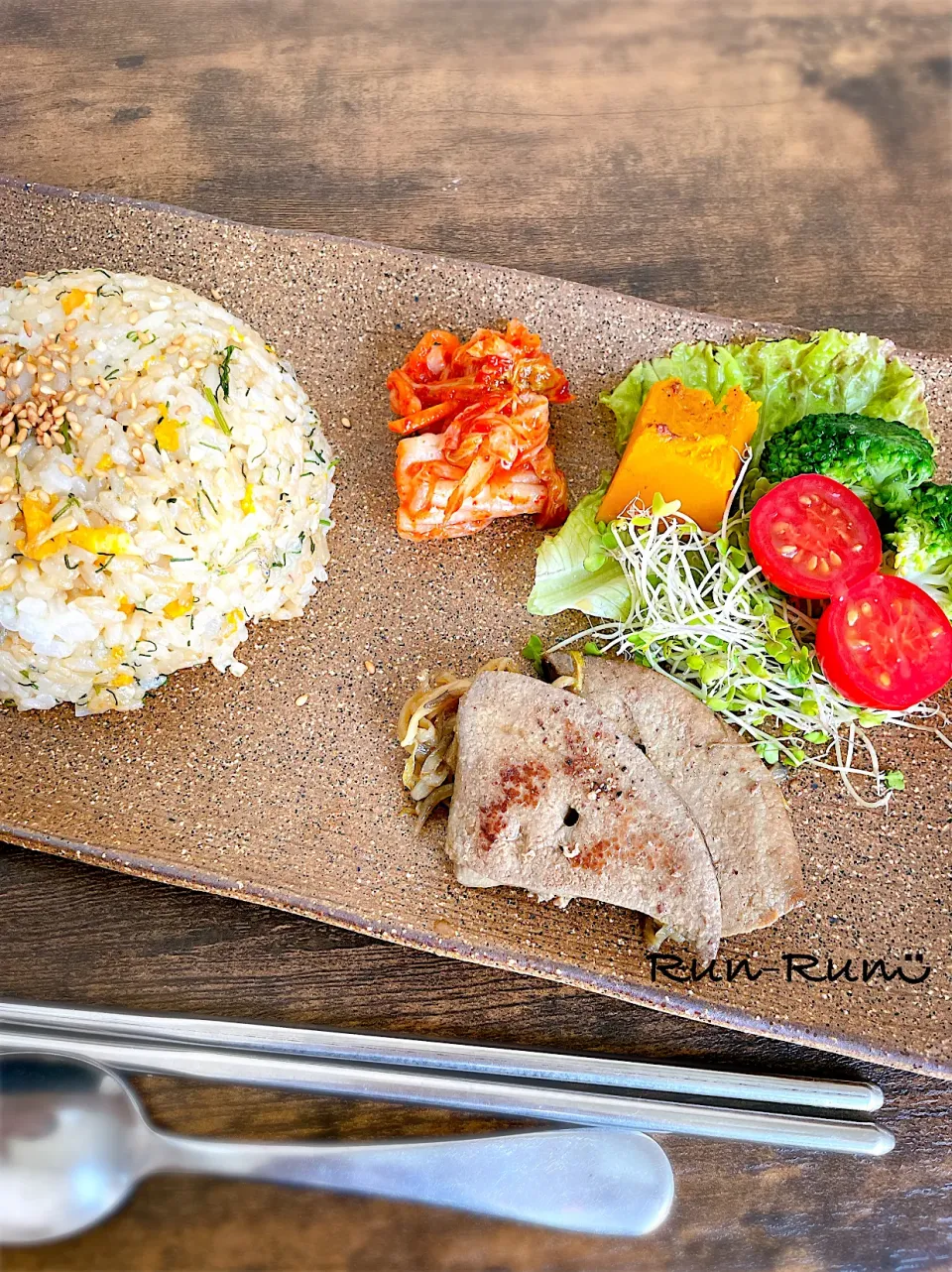 お昼ご飯🍚|るんるんさん