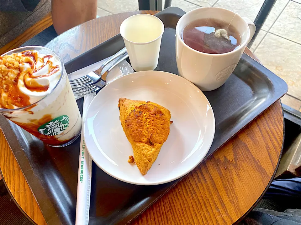 Snapdishの料理写真:昼休み#スターバックス|Hi-Niさん