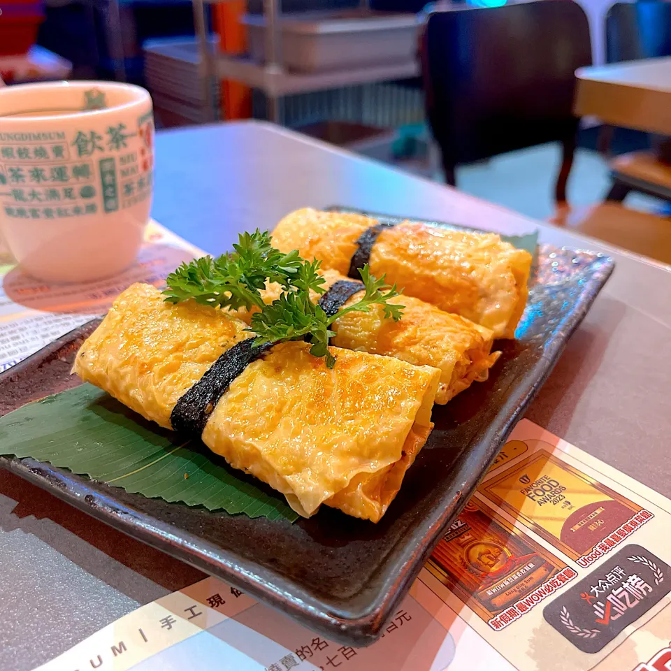 Bean curd skin with cheese and shrimp|skyblueさん