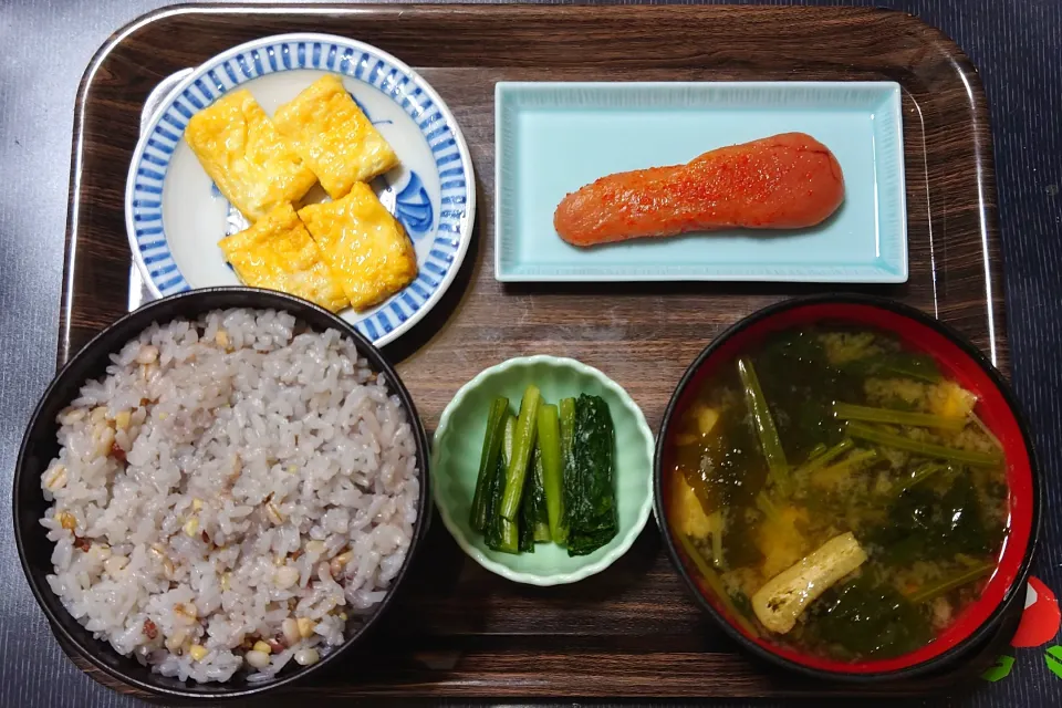 今日の朝ごはん（十六穀ごはんに辛子明太子（あごおとし）、卵焼き、ほうれん草のみそ汁、野沢菜漬）|Mars＠釜飯作り研究中さん