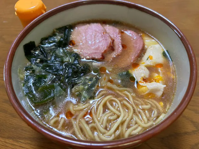 Snapdishの料理写真:マルちゃん正麺🍜、豚骨醤油味❗️(^○^)✨|サソリさん