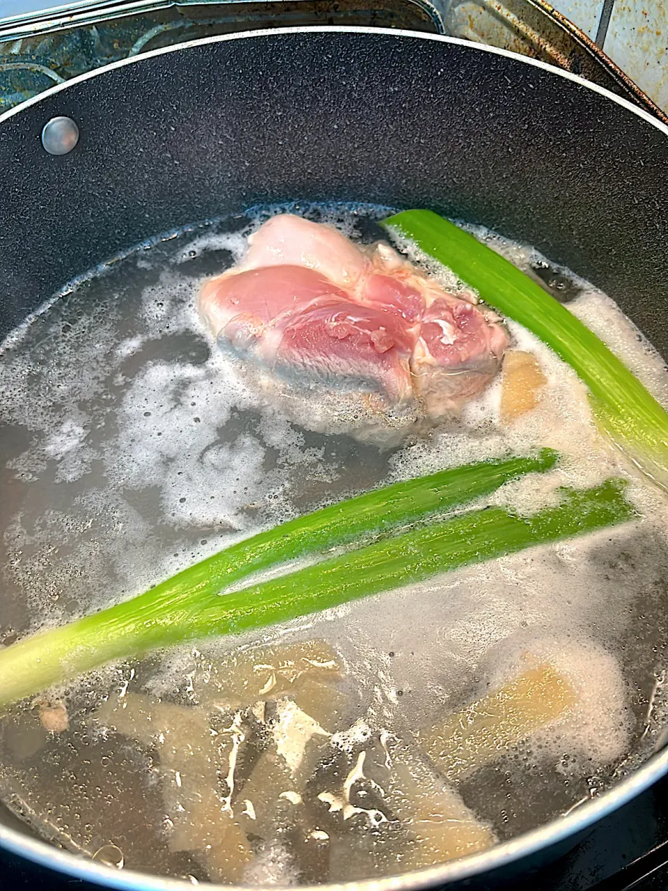 Snapdishの料理写真:中華粥のために灰汁をとる|Kanaさん