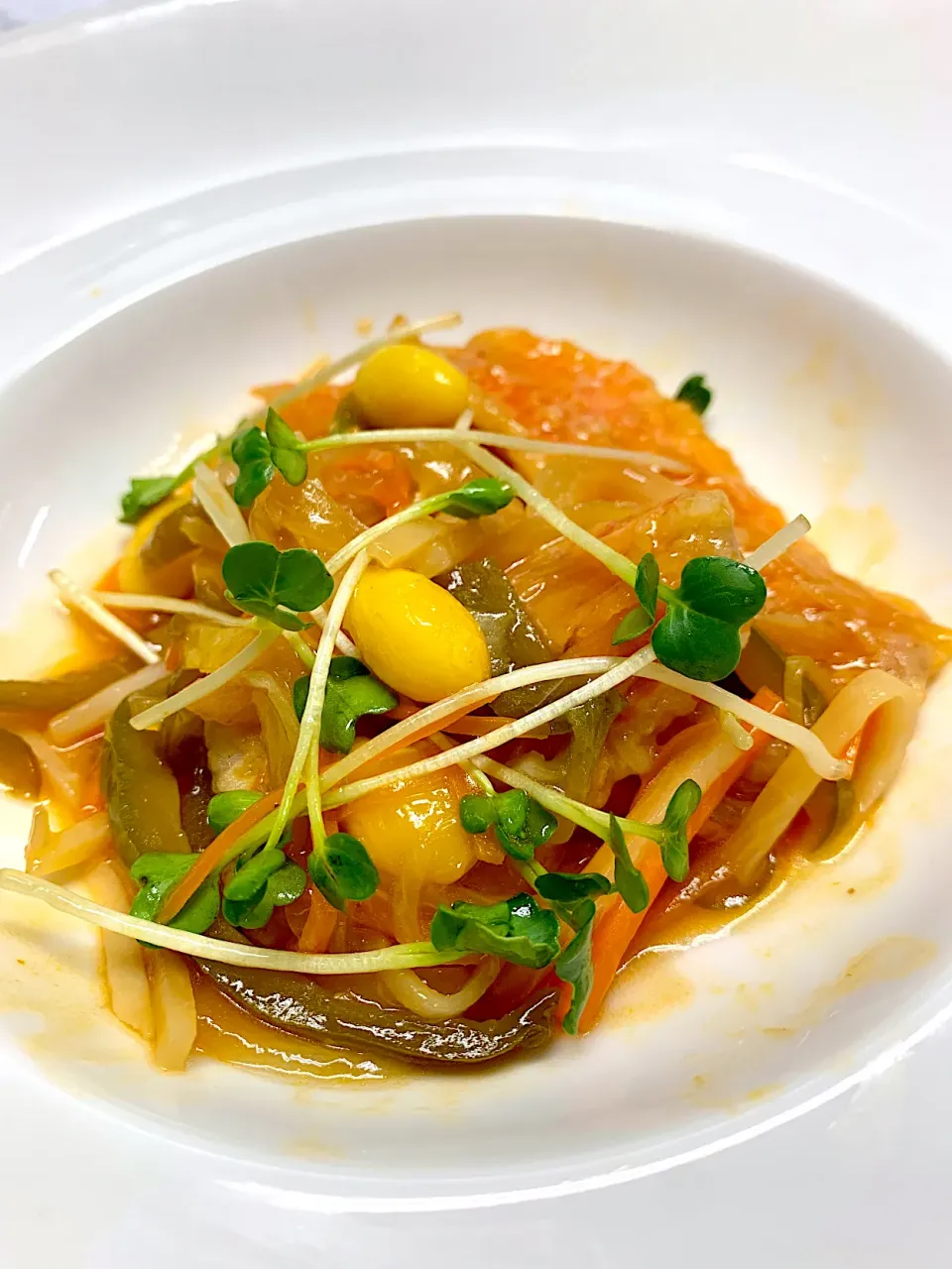 Snapdishの料理写真:Red Snapper Escabeche w/ Ginkgo Nuts|gonbenさん