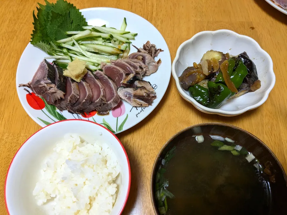 鰹のたたき定食|きなこもちさん