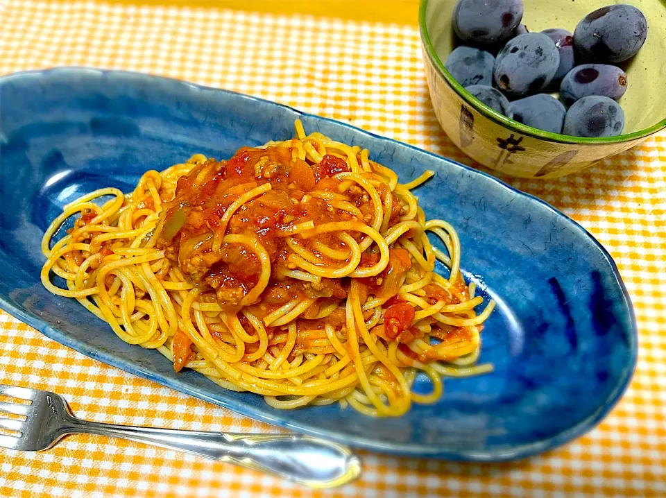 落合務シェフのレシピ🧑‍🍳ミートソース🍝ニンニク入りアレンジ🧄ナガノパープル🍇|1614さん