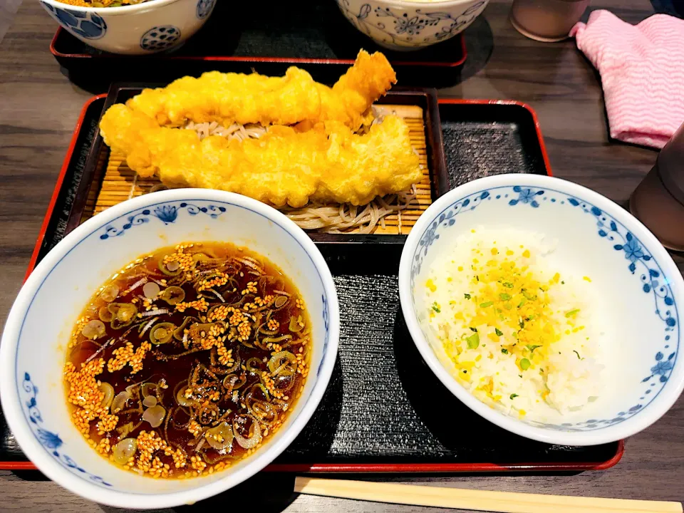 Snapdishの料理写真:越後そばのイカ天つけ蕎麦ご飯付き|ツツヤンさん