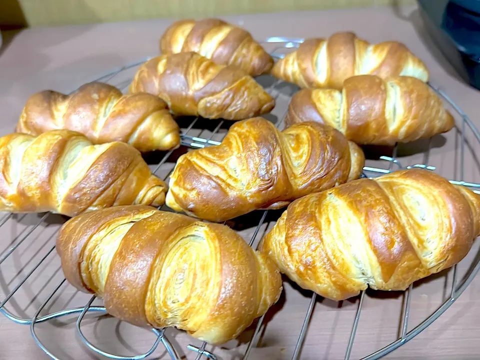 折り畳まないクロワッサン🥐|まつむらさんさん