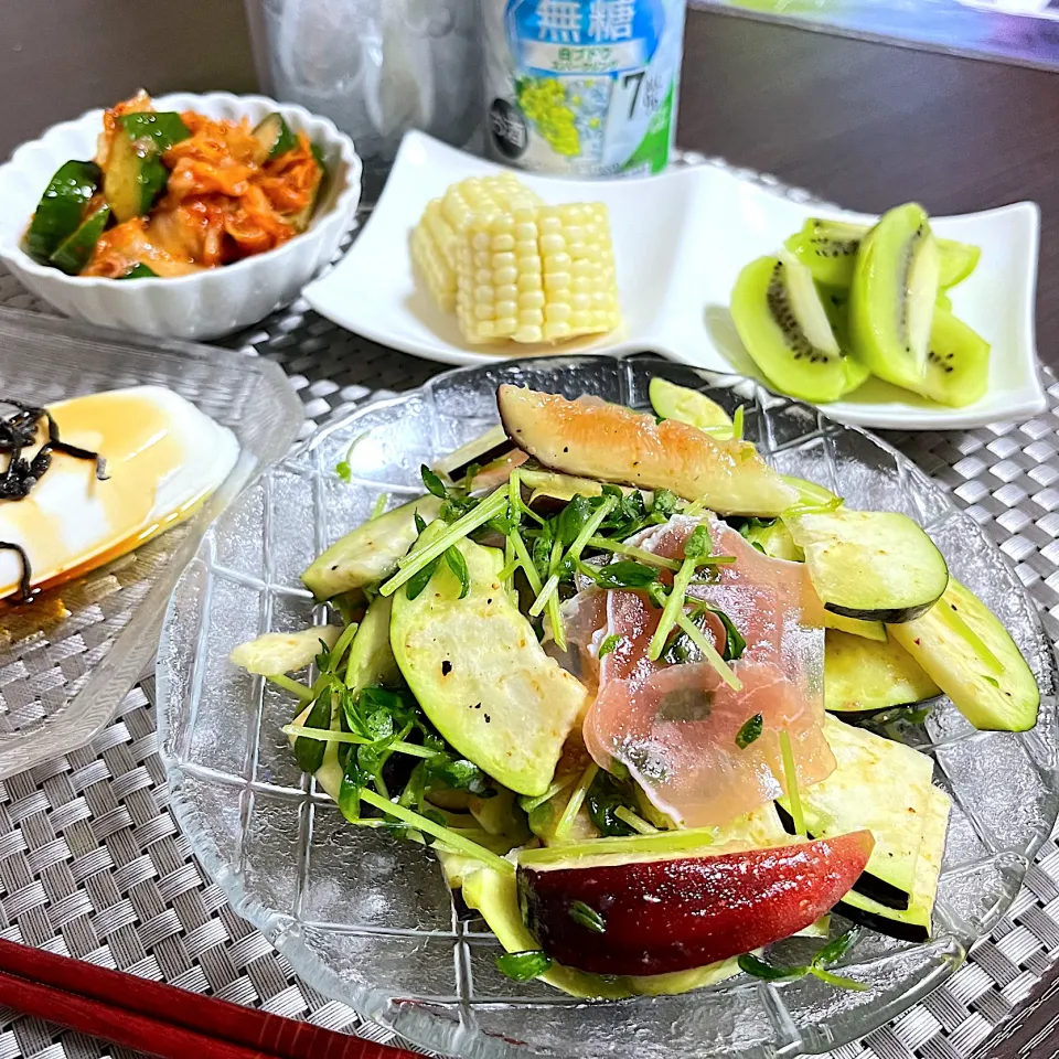 9/8晩ご飯：水茄子といちじくの生ハムサラダ|ななみんさん