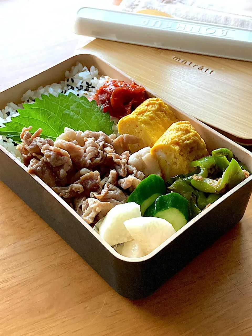 Snapdishの料理写真:⚫︎豚肉塩レモン　⚫︎たまご焼き　⚫︎長芋ときゅうり浅漬け　⚫︎ピーマンとツナ昆布炒め|sacchiさん