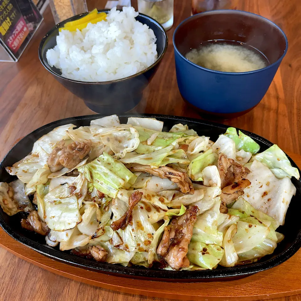 Snapdishの料理写真:鶏鉄板|T. Wonderさん