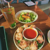 Mint Early Grey Tea, Miso Fish Salad, Vegan stuff tofu|Nura Hazさん