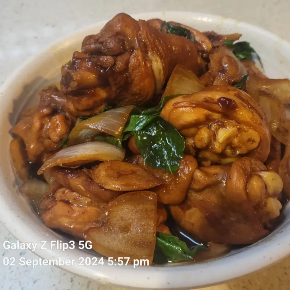 Snapdishの料理写真:oyster sauce chicken|Cindy Hoさん