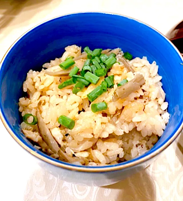 秋刀魚と牛蒡の炊き込みご飯|yosukeさん