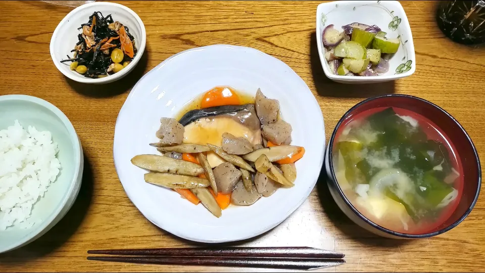 ブリと根菜の煮物|えぃみぃさん