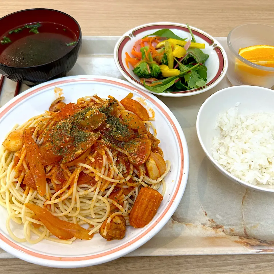 寮の夕食😋|すかラインさん