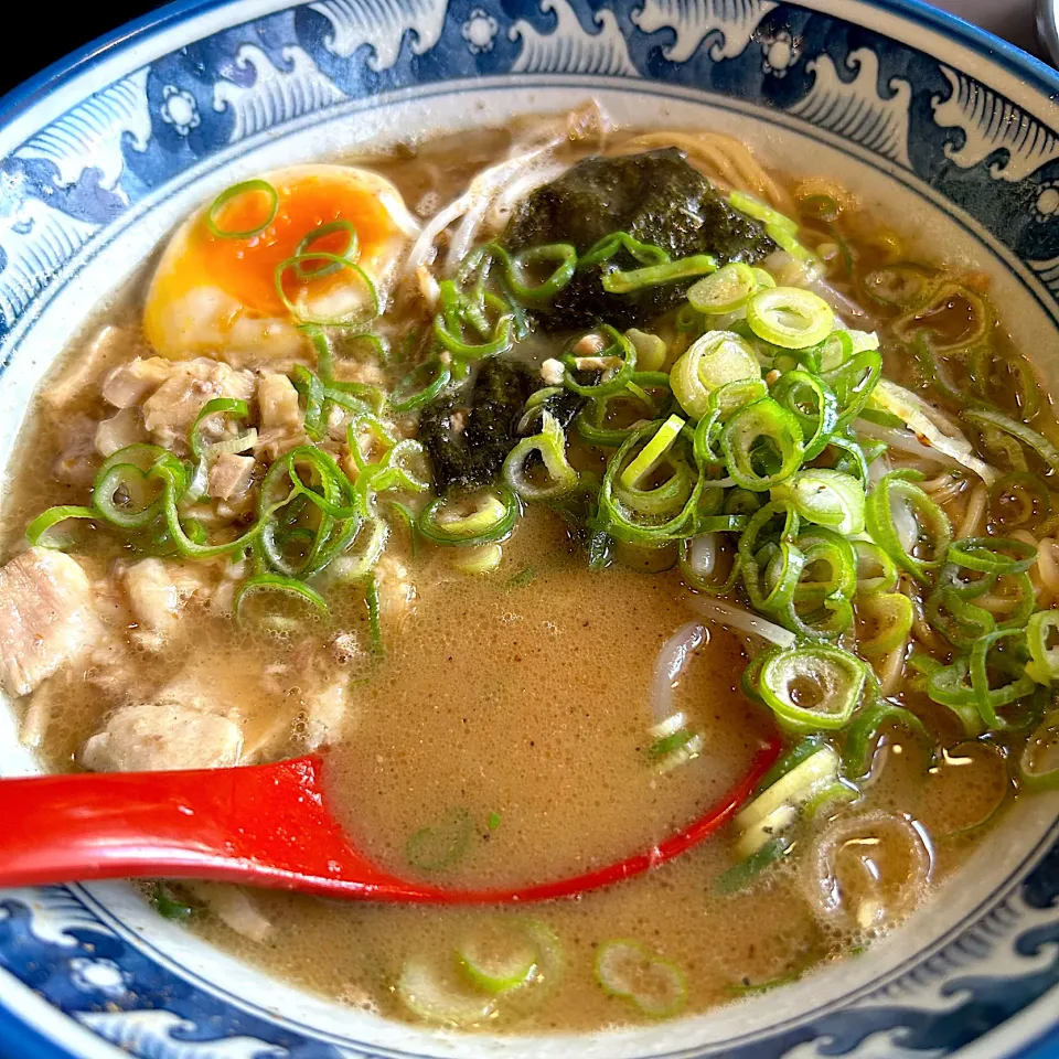 昼食はラーメン🍜|すかラインさん