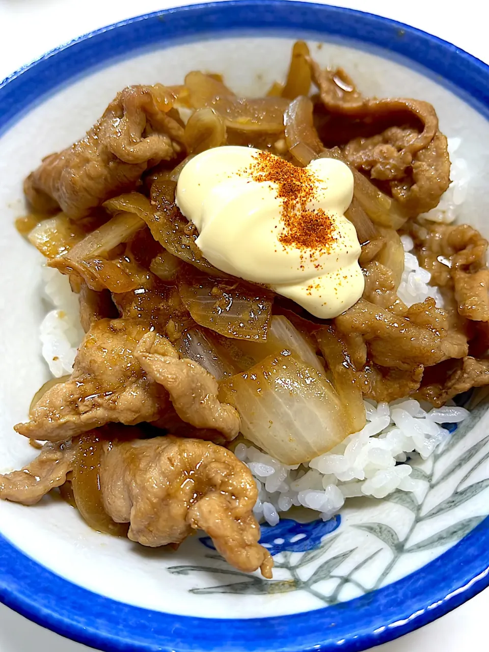 焼きたて♫ 豚生姜焼き丼♫😆😆😆❤️❤️❤️❤️❤️‼️‼️|Yoshihiro Andoさん