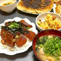 Snapdishの料理写真:安売りしてたまぐろ漬け丼|はぁたんこぶさん