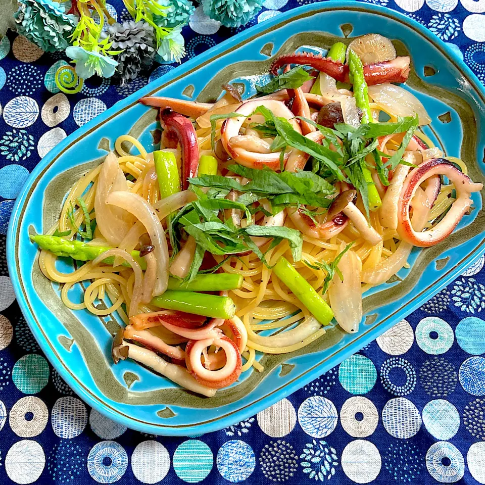 イカと野菜のレモン醤油パスタ🍋|ringonamaさん