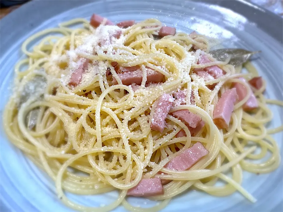 ベーコンと白ワインのパスタ🥓🍷🍝|buhizouさん